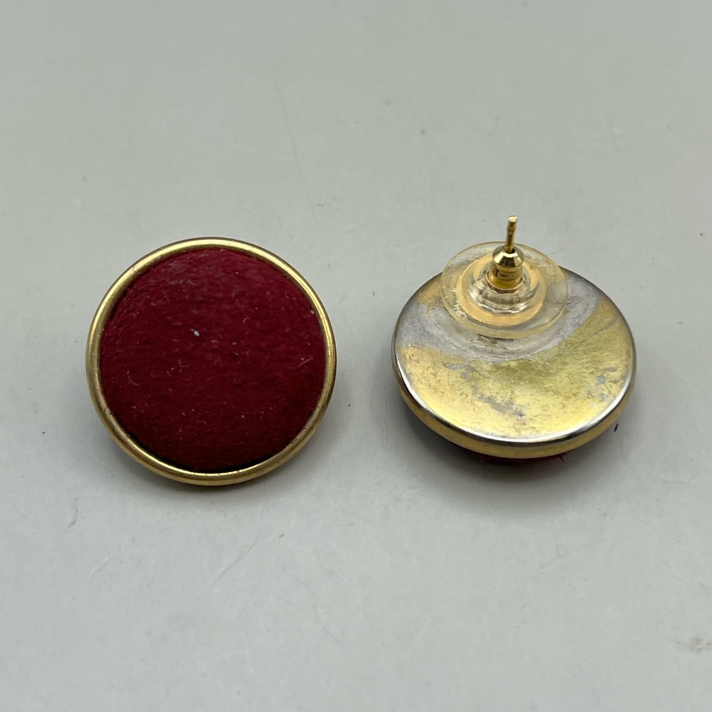 Elegant Gold and Red Button Earrings - Picture 2 of 3